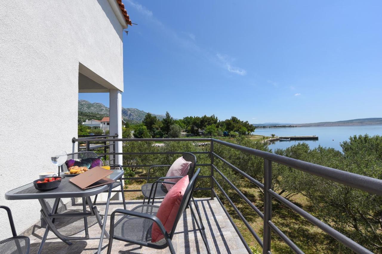 Malako Family Apartments Seline Dış mekan fotoğraf