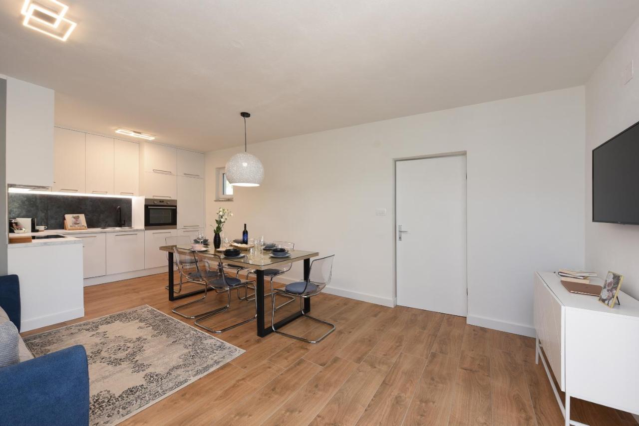 Malako Family Apartments Seline Dış mekan fotoğraf