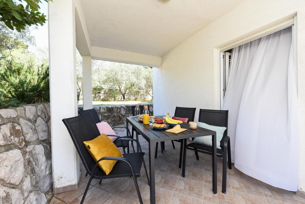 Malako Family Apartments Seline Dış mekan fotoğraf